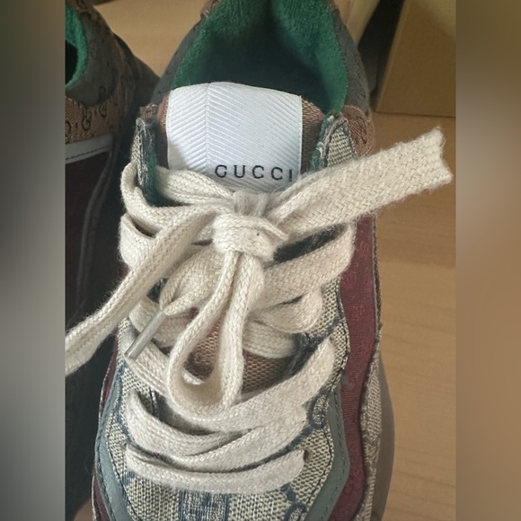 Gucci Rython Sneakers - Picture 3 of 5